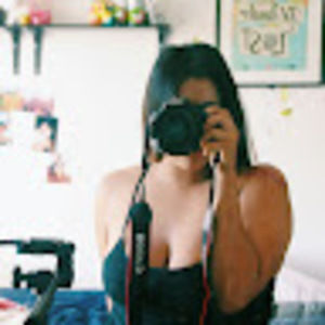 Meet your Posher, Dominique